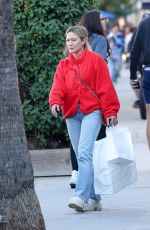 HILARY DUFF Out for Breakfast in Studio City 11/13/2022