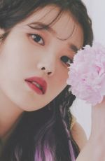 IU - The Golden Hour Photobook, 2022
