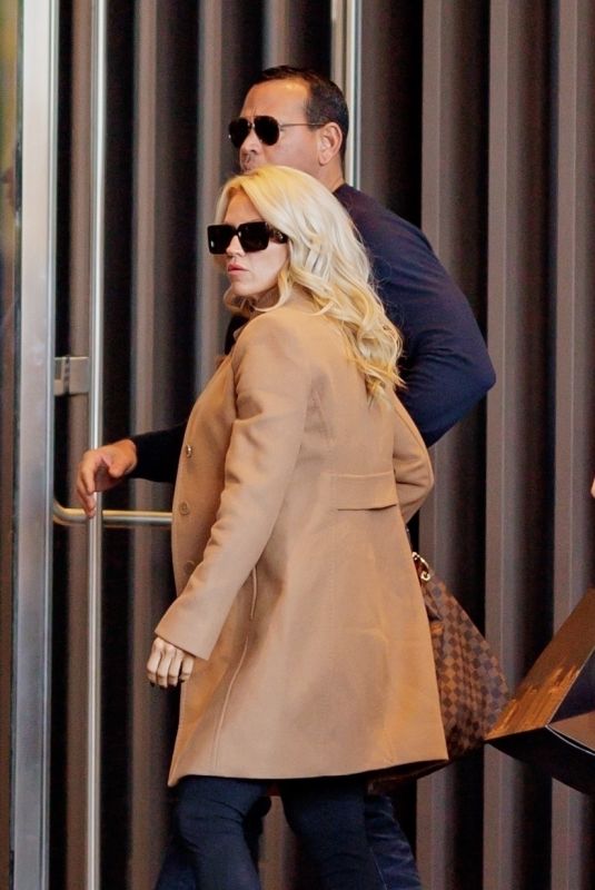 JACQUELINE CORDEIRO and Alex Rodriguez Arrives at a Hotel in Philadelphia 11/02/2022