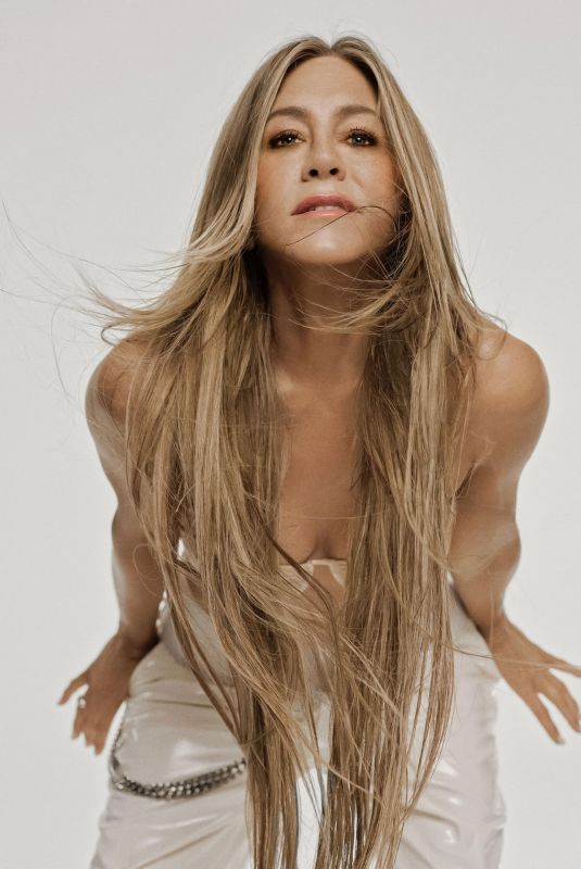 JENNIFER ANISTON for Allure Magazine, December 2022 Issue
