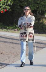 JENNIFER GARNER Out in Santa Monica 10/31/2022