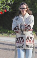 JENNIFER GARNER Out in Santa Monica 10/31/2022