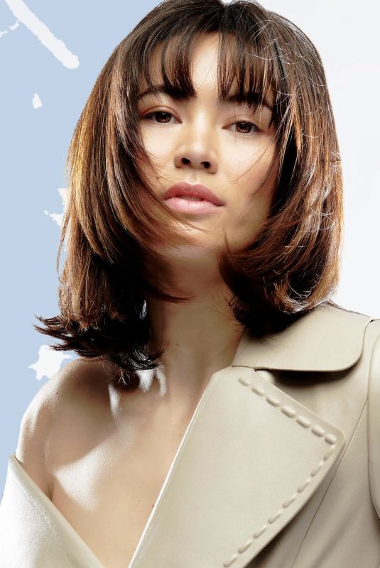 JESSICA HENWICK for Glamour UK, December 2022