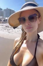 JOANNA KRUPA - Instagram Photos 11/28/2022