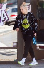 JOJO SIWA and AVERY CYRUS Out at Jimmy Johns for Lunch in Los Angeles 11/09/2022