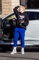 JOJO SIWA Arrives at a Tanning Salon in Los Angeles 11/27/2022