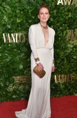 JULIANNE MOORE at 2022 Gotham Awards at Cipriani Wall Street in New York 11/28/2022