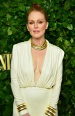 JULIANNE MOORE at 2022 Gotham Awards at Cipriani Wall Street in New York 11/28/2022