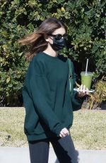 KAIA GERBER Oit for Green Juice Before a Morning Workout in Los Feliz 11/12/2022