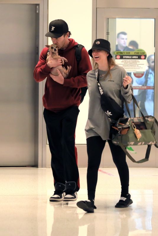KALEY CUOCO Arrives at LAX Airport in Los Angeles 11/04/2022