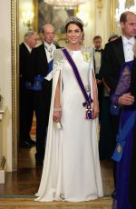 KATE MIDDLETON at State Banquet at Buckingham Palace in London 11/22/2022