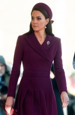 KATE MIDDLETON Greets President Cyril Ramaphosa of South Africa in London 11/22/2022