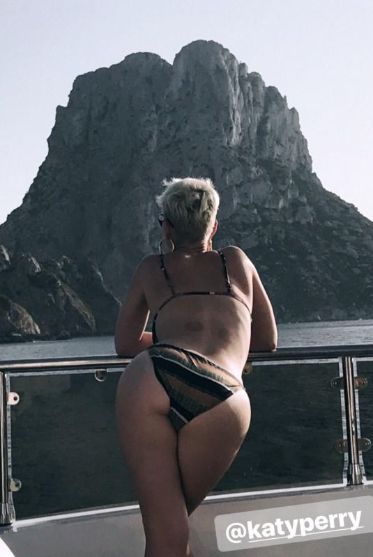 KATY PERRY – Instagram Video 11/06/2022