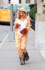 KELLY BENSIMON Dressed Like Tinkerbell Heading to a Halloween Party in New York 10/31/2022