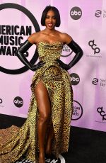 KELLY ROWLAND at 2022 American Music Awards in Los Angeles 11/20/2022