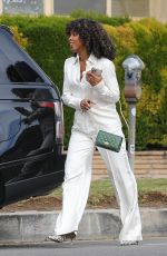 KELLY ROWLAND Leaves a Hair Salon in Beverly Hills 11/21/2022