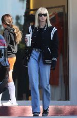 KIMBERLY STEWART Out for Coffee at Starbucks in Beverly Hills 11/13/2022