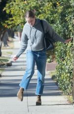 KRISTEN BELL Heading to a Spa in Los Feliz 11/21/2022