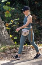 KRISTEN BELL Out Hiking on Thanksgiving Day in Los Angeles 11/24/2022