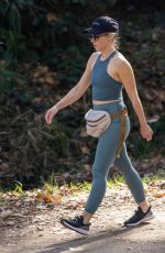 KRISTEN BELL Out Hiking on Thanksgiving Day in Los Angeles 11/24/2022