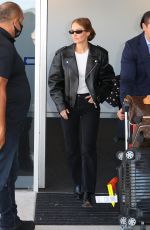 LARA BINGLE Arrives in Sydney 11/20/2022