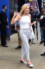 LARA SPENCER Leaves Good Morning America in New York 09/22/2022