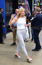 LARA SPENCER Leaves Good Morning America in New York 09/22/2022