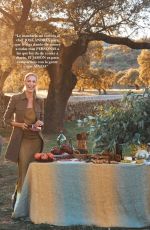 LAURA SANCHEZ in Hola Living Magazine, November 2021