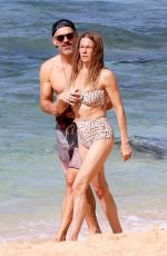LEANN RIMES and Eddie Cibrian Out at a Beach in Waikiki 11/20/2022
