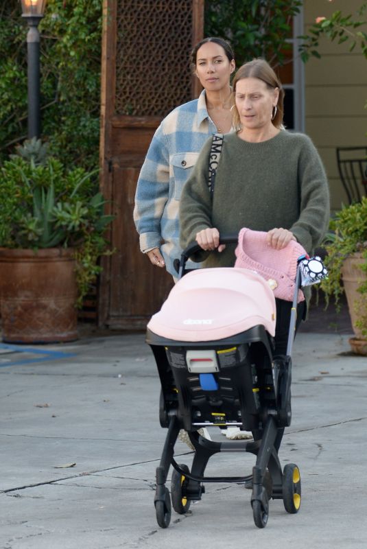 LEONA LEWIS Out with Her Mom and Baby Girl in Studio City 11/09/2022