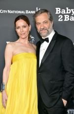 LESLIE MANN at 2022 Baby2baby Gala in West Hollywood 11/12/2022