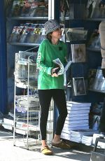 LISA RINNA at a Local Newsstand in Studio City 11/25/2022