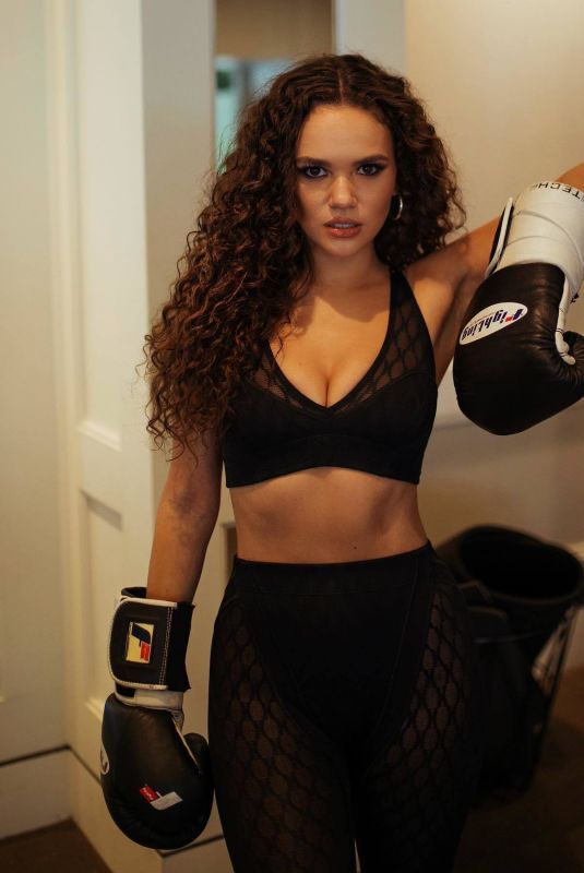 MADISON PETTIS for Savage x Fenty 11/09/2022