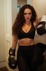 MADISON PETTIS for Savage x Fenty - Instagram Photos and Video 11/09/2022