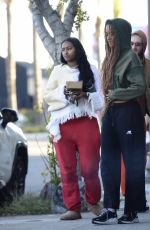 MALIA and SASHA OBAMA Out with Friends in Los Angeles 11/13/2022