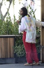 MALIA and SASHA OBAMA Out with Friends in Los Angeles 11/13/2022