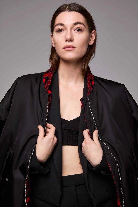 MATHILDE OLLIVIER - Metflix Promos for 1899, November 2022