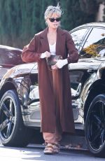 MELANIE GRIFFITH Arrives at a Hair Salon in Beverly Hills 11/02/2022