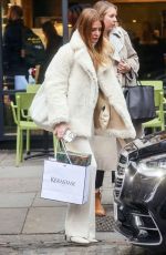 MILLIA MACKINTOSH Out Shopping in London 11/29/2022