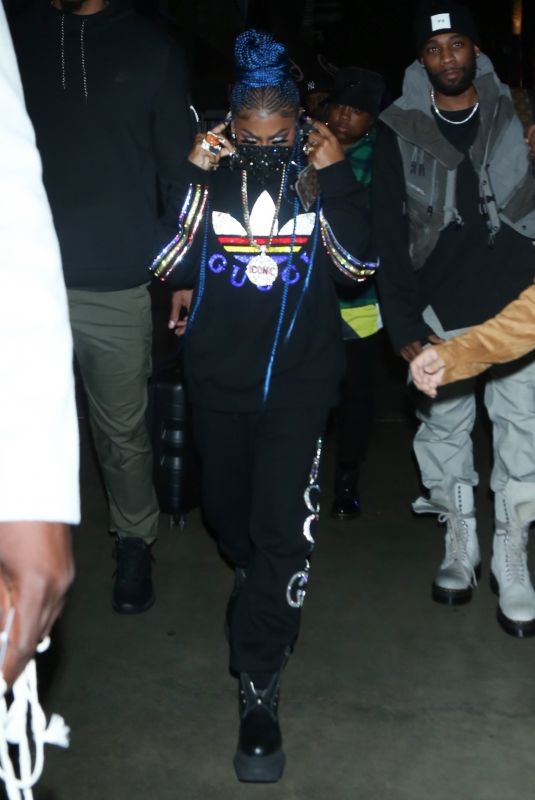 MISSY ELLIOTT Arrives at Lakers vs Clippers Game in Los Angeles 11/10/2022