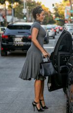 NICOLE MURPHY Shopping at Neiman Marcus in Beverly Hills 11/16/2022