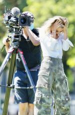 OLIVIA ATTWOOD Boards a Helicopter in Gold Coast in Australia 11/04/2022