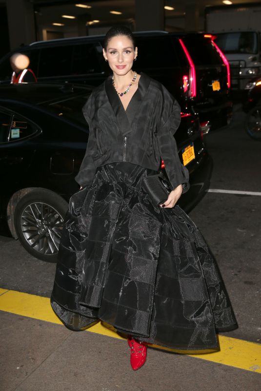OLIVIA PALERMO Arrives at Glamour Awards in New York 11/01/2022