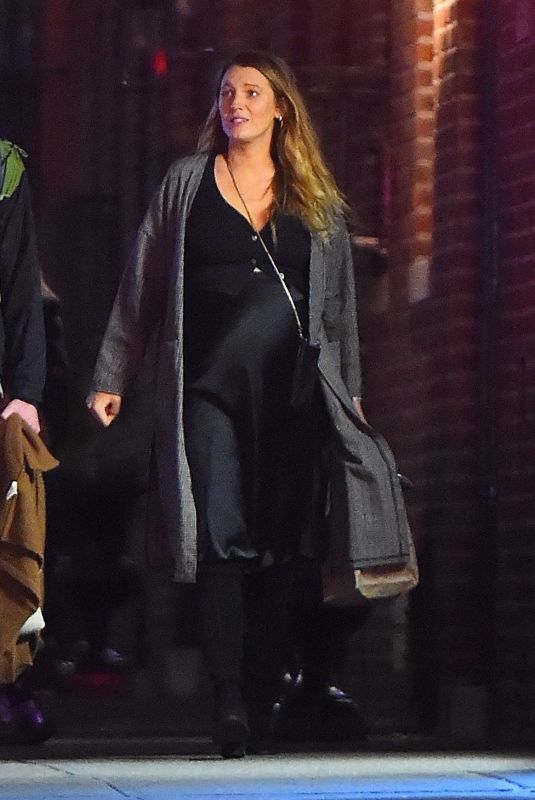 Pregnant BLAKE LIVELY Night Out in New York 11/12/2022
