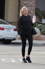 Pregnant HEATHER RAE YOUNG Leaves a Gym in La Quinta 11/22/2022