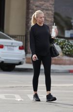 Pregnant HEATHER RAE YOUNG Leaves a Gym in La Quinta 11/22/2022