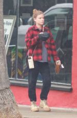 Pregnant KATE MARA Out in Los Angeles 11/07/2022