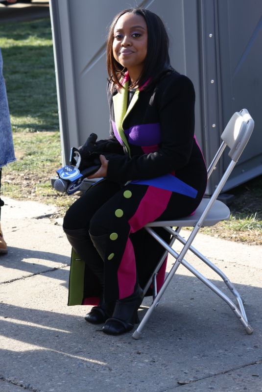 QUINTA BRUNSON at 2022 Dunkin Donuts Thanksgiving Day Parade at Ben Franklin Parkway in Philadlphia 11/24/2022