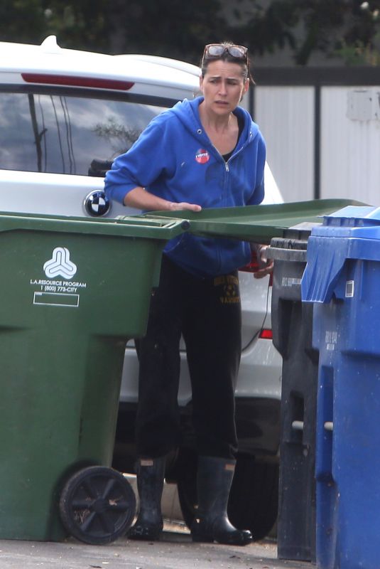 RENA SOFER Repositions the Trash Bins in Front of Her House in Los Angeles 11/01/2022