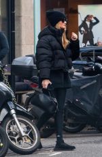 ROSIE HUNTINGTON-WHITELEY Leaves a Gym in Chelsea 11/18/2022